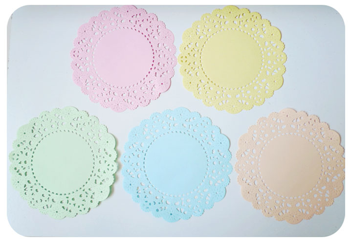 Pastel colored English Doily paper / pack 
