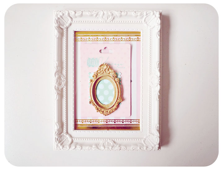 Gold Oval Frame Resin Cabochon Embellishment for cardmaking, scrapbook, decoration 