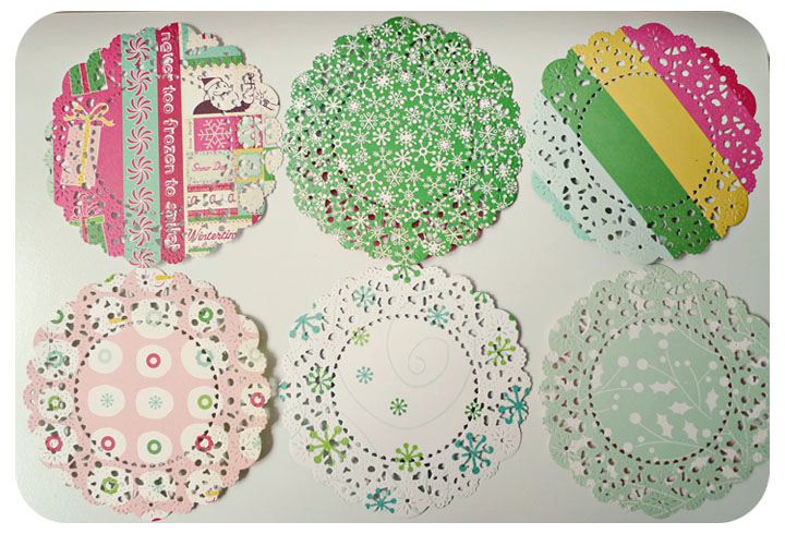 Christmas Paper Doily 2 paper / pack for cardmaking, party decoration, scrapbooking 